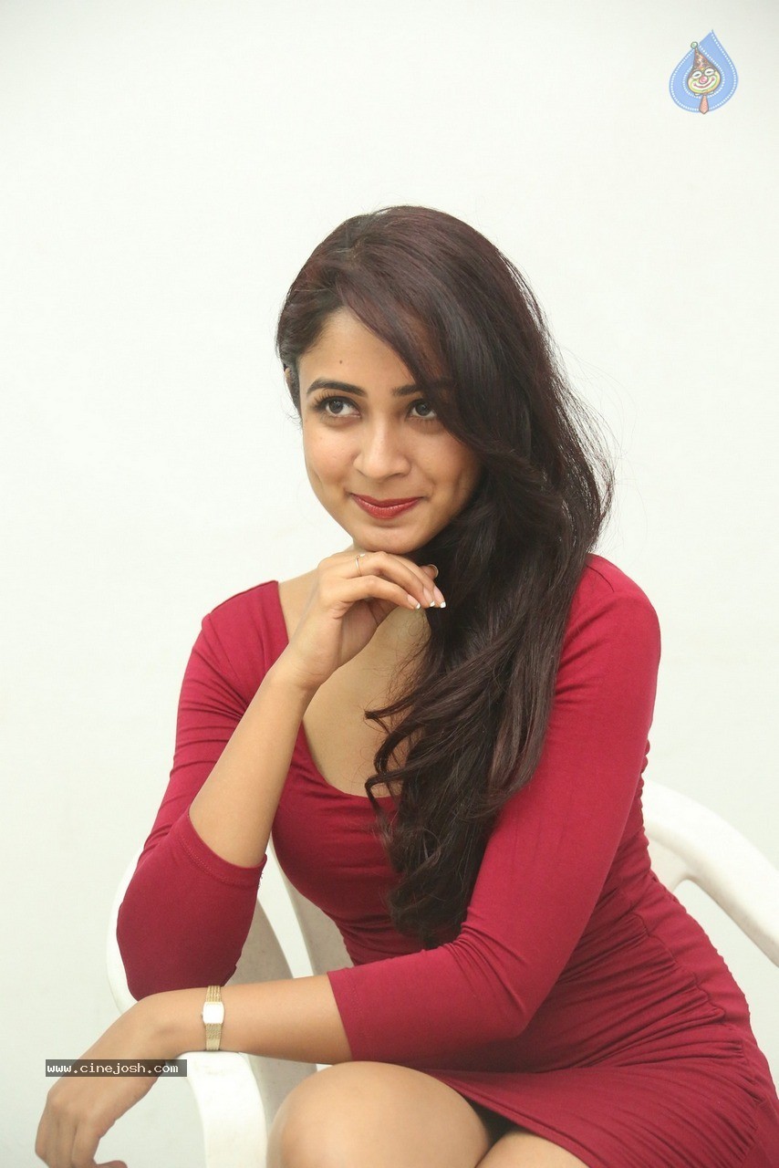 Aditi Chengappa Latest Photos - 38 / 60 photos