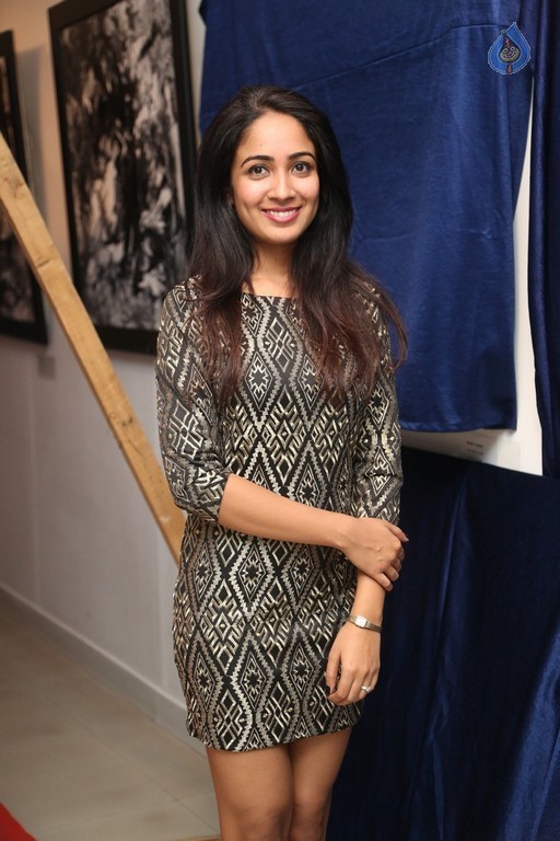 Aditi Chengappa New Pics - 18 / 40 photos