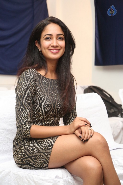 Aditi Chengappa New Pics - 22 / 40 photos