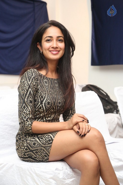 Aditi Chengappa New Pics - 26 / 40 photos