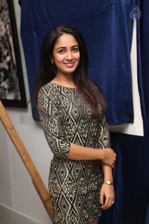 Aditi Chengappa New Pics - 36 / 40 photos