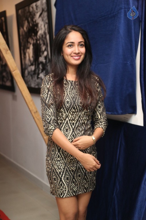 Aditi Chengappa New Pics - 39 / 40 photos