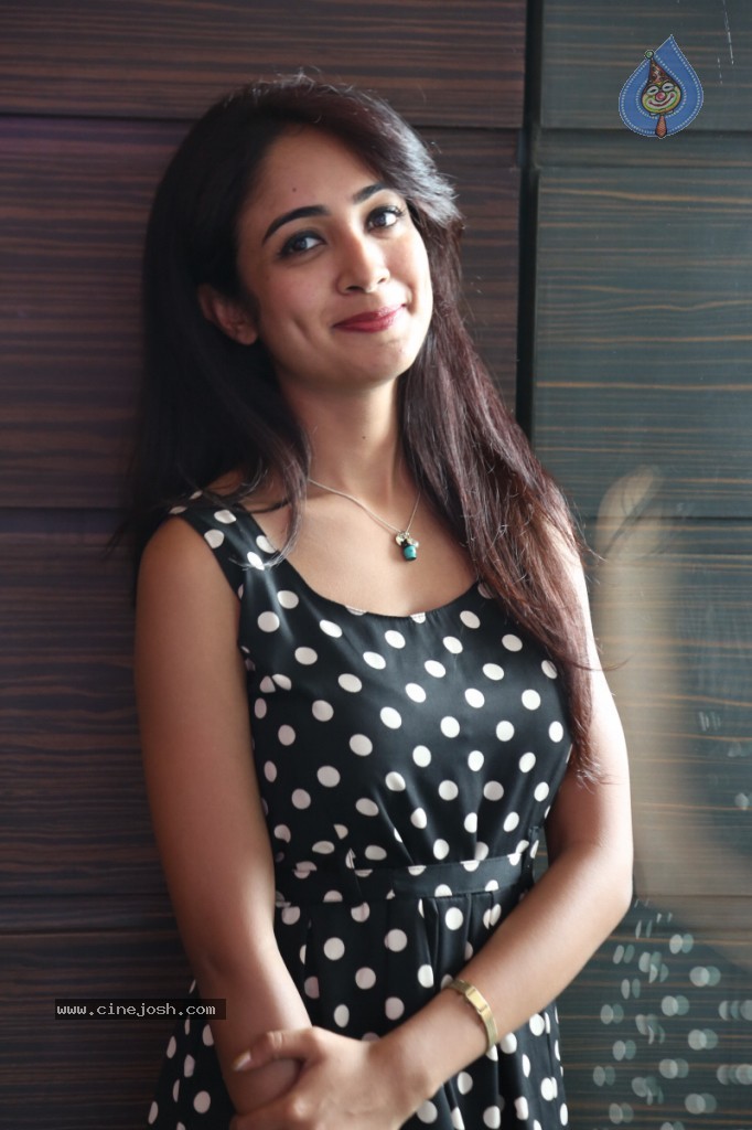 Aditi Chengappa New Stills - 25 / 88 photos