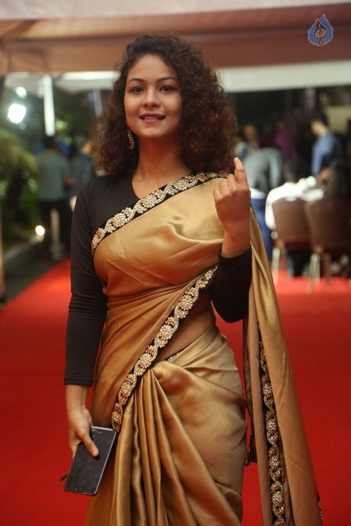 Aditi Myakal at Mirchi Music Awards - 9 / 16 photos