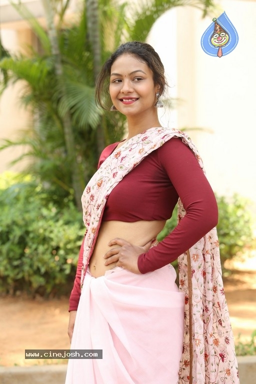 Aditi Myakal Stills - 2 / 13 photos