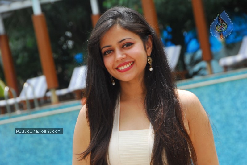Aditi Photos - 14 / 50 photos