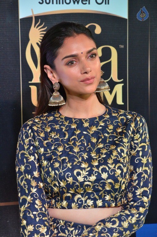 Aditi Rao Hydari at IIFA 2017 - 11 / 32 photos