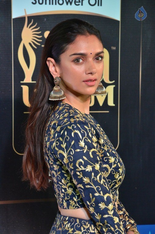 Aditi Rao Hydari at IIFA 2017 - 21 / 32 photos