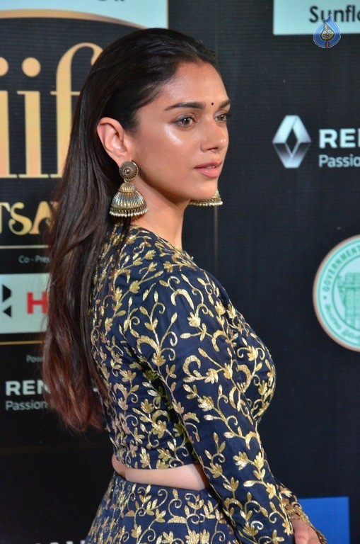 Aditi Rao Hydari at IIFA 2017 - 24 / 32 photos