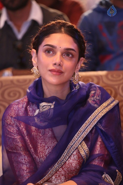 Aditi Rao Hydari New Photos - 37 / 37 photos