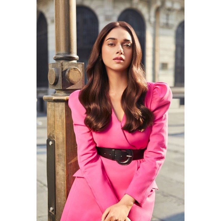 Aditi Rao Hydari Photos - 10 / 17 photos