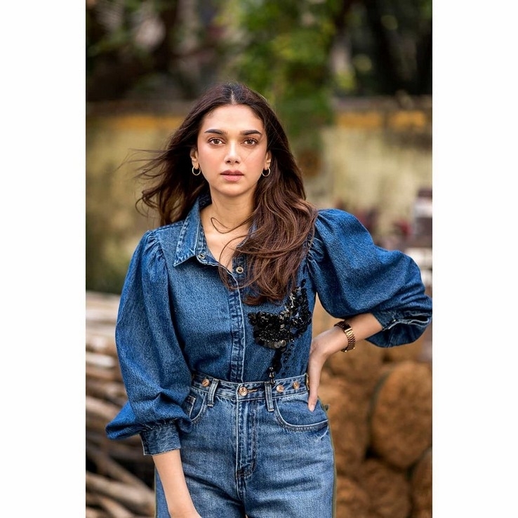 Aditi Rao Hydari Photos - 17 / 17 photos