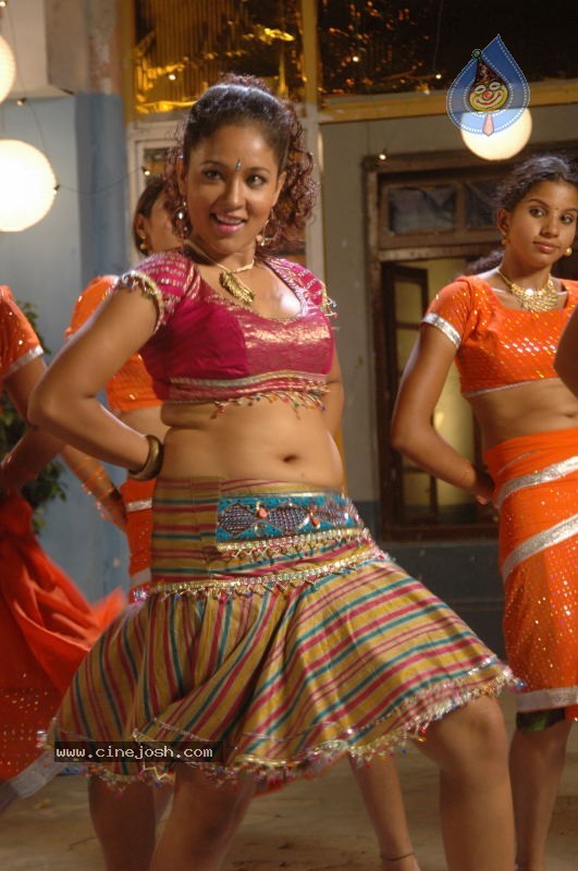 Agnesha Spicy Gallery - 28 / 59 photos