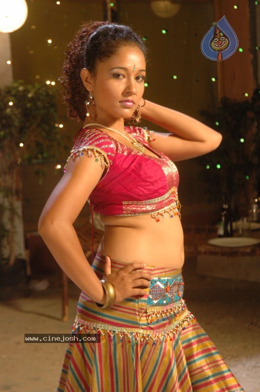 Agnesha Spicy Gallery - 35 / 59 photos