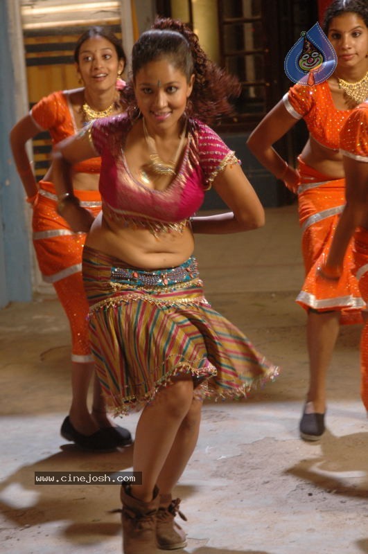 Agnesha Spicy Gallery - 38 / 59 photos