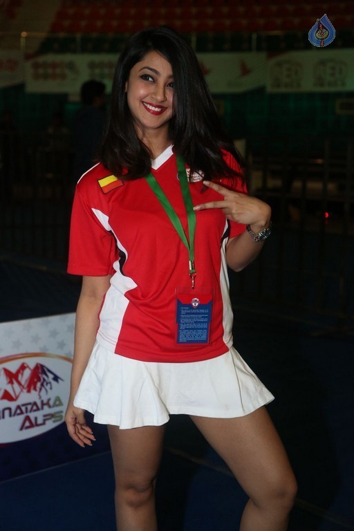 Aindrita Ray at CBL Event - 19 / 20 photos