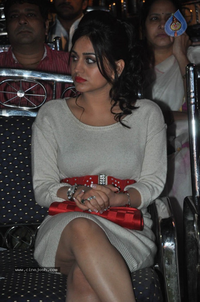Aksha Latest Hot Stills - 26 / 41 photos