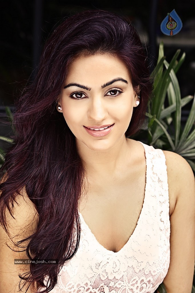 Aksha Latest Portfolio Pics - 23 / 34 photos