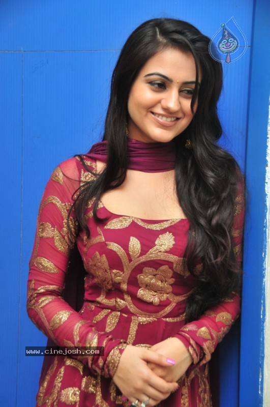 Aksha New Stills - 1 / 56 photos
