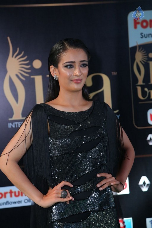 Akshara Hasan at IFA 2017 - 5 / 42 photos