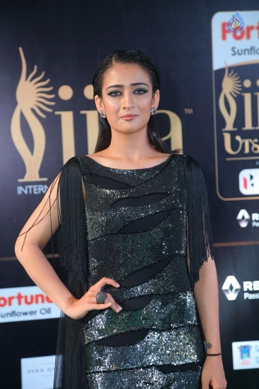 Akshara Hasan at IFA 2017 - 23 / 42 photos