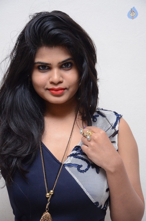 Alekhya Latest Gallery - 18 / 42 photos