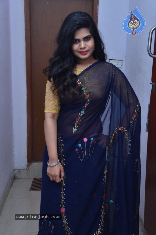 Alekhya Naidu Photos - 5 / 17 photos