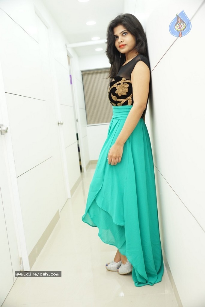 Alekhya New Pics - 18 / 26 photos