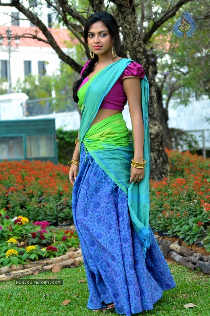 Amala Paul Hot Gallery - 49 / 52 photos