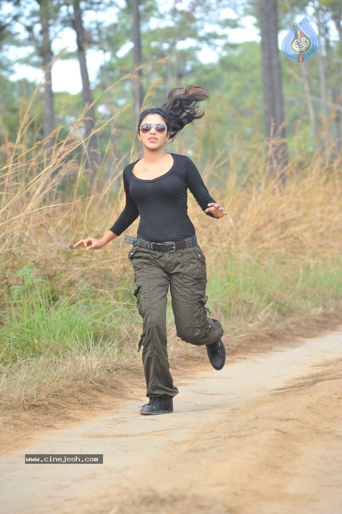 Amala Paul Latest Photos - 40 / 94 photos