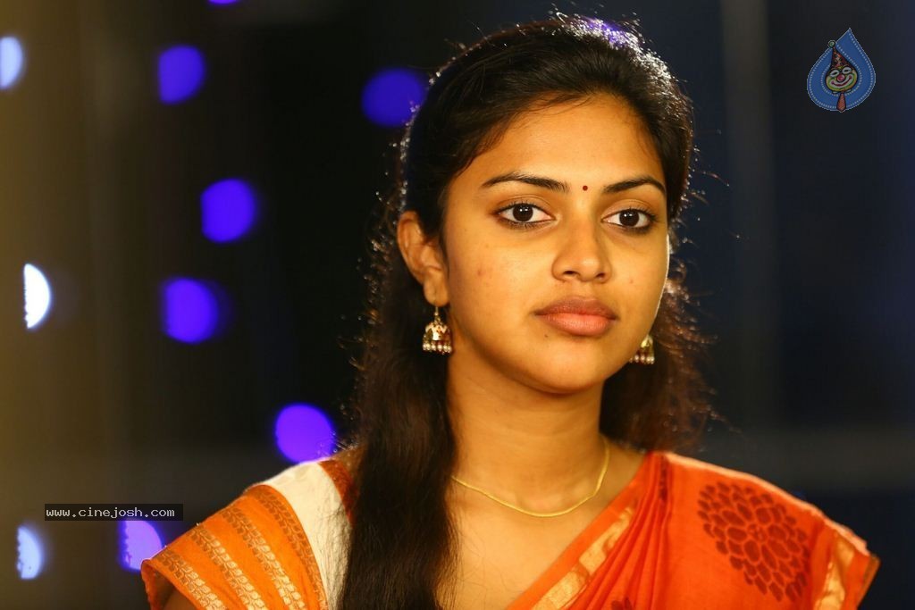 Amala Paul Latest Photos - 71 / 98 photos