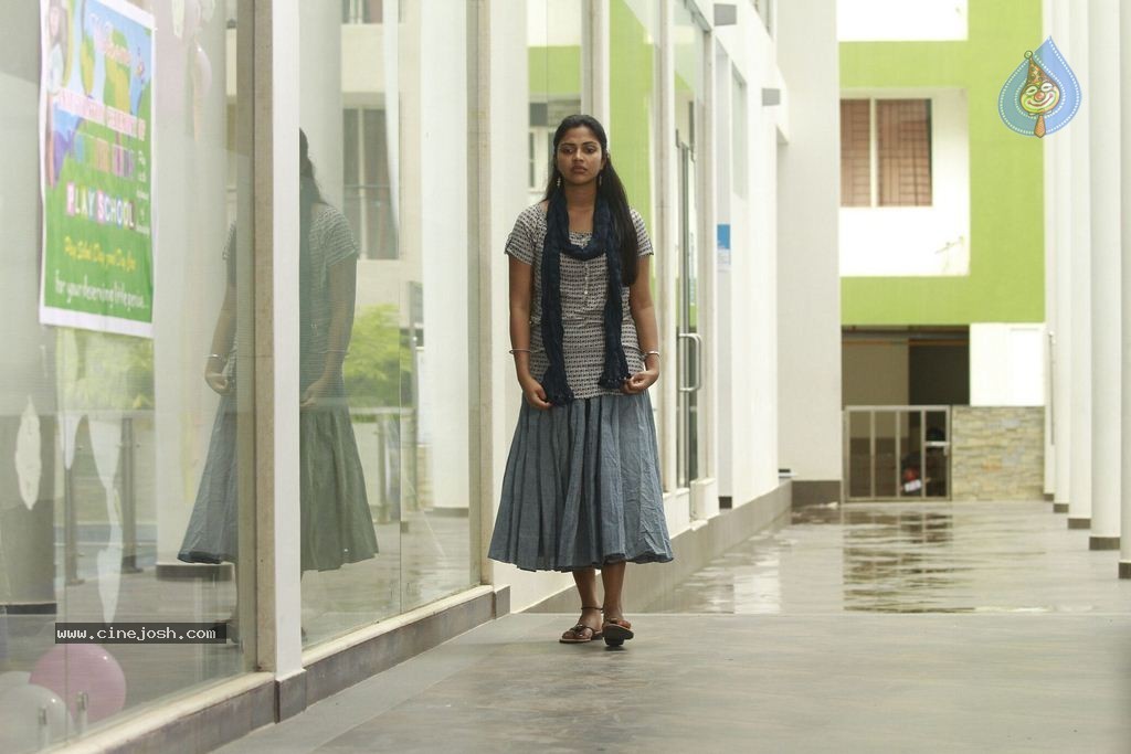 Amala Paul Latest Photos - 72 / 98 photos