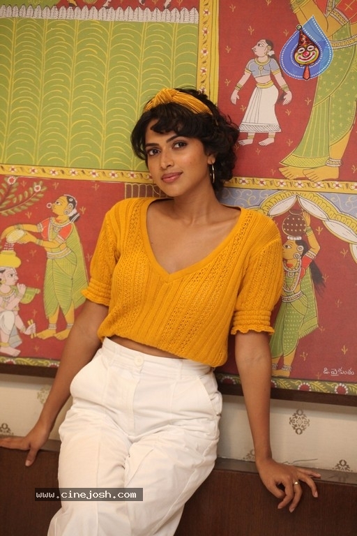 Amala Paul Latest Pics - 8 / 8 photos