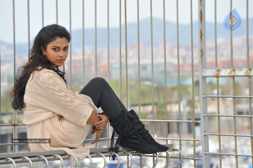 Amala Paul Latest Stills - 41 / 75 photos