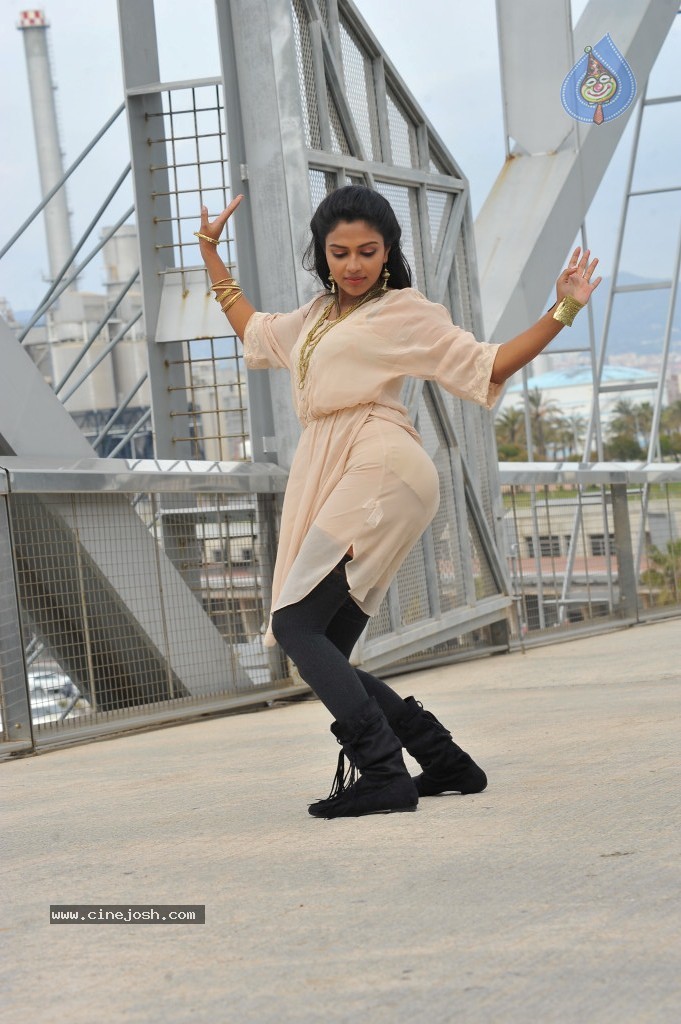Amala Paul Latest Stills - 44 / 75 photos