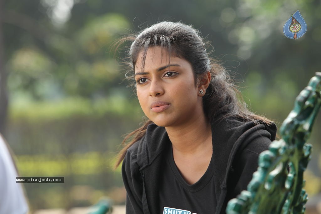 Amala Paul Latest Stills - 4 / 44 photos