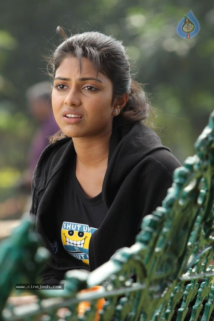 Amala Paul Latest Stills - 5 / 44 photos