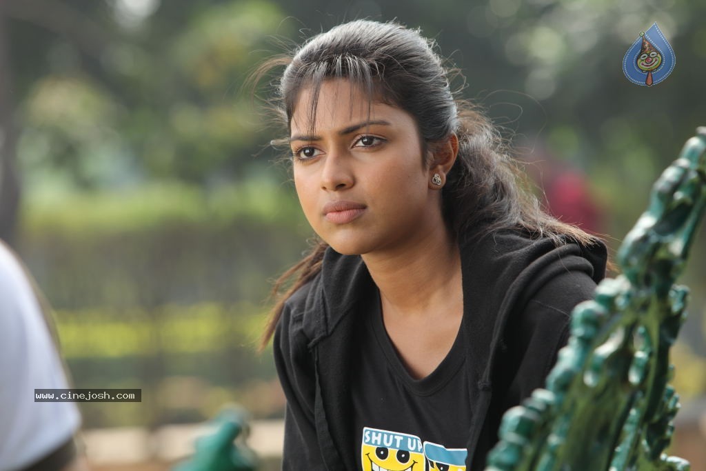 Amala Paul Latest Stills - 24 / 44 photos