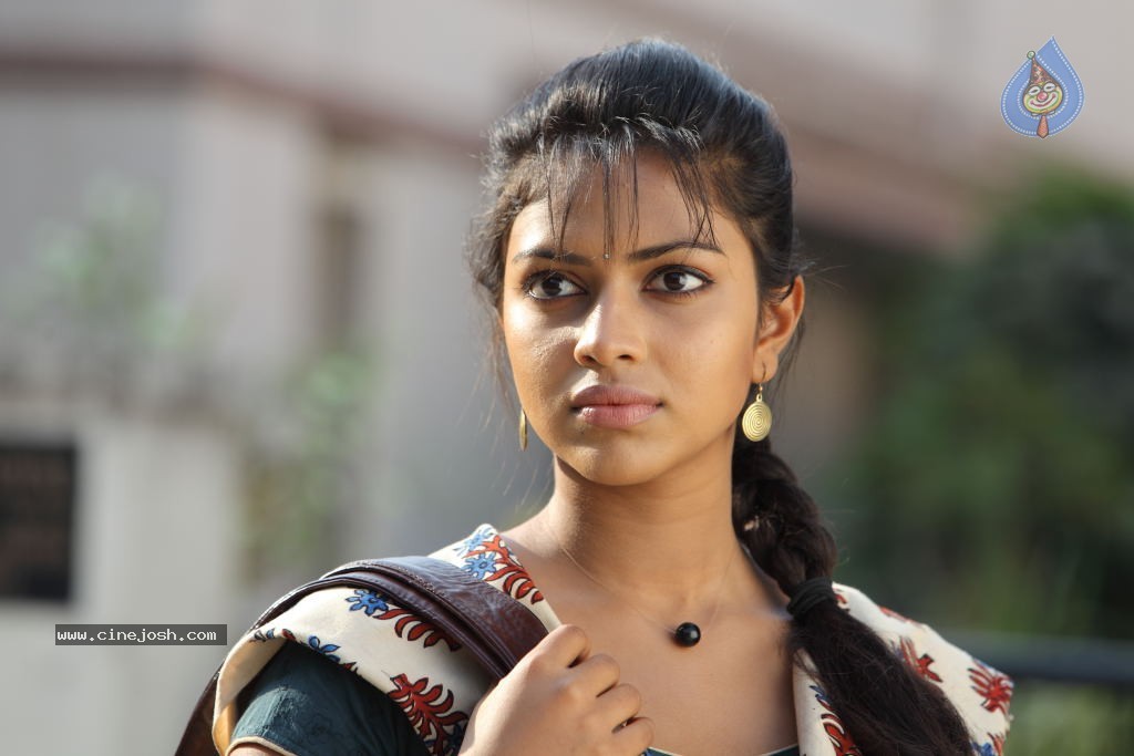 Amala Paul Latest Stills - 29 / 44 photos