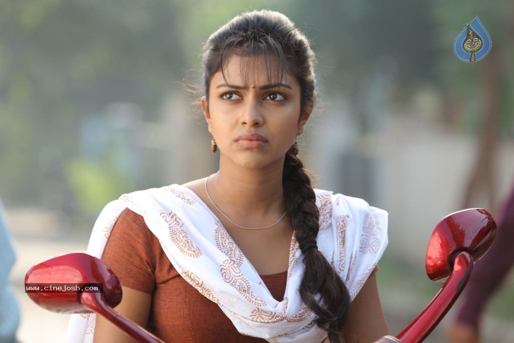 Amala Paul New Gallery - 21 / 58 photos