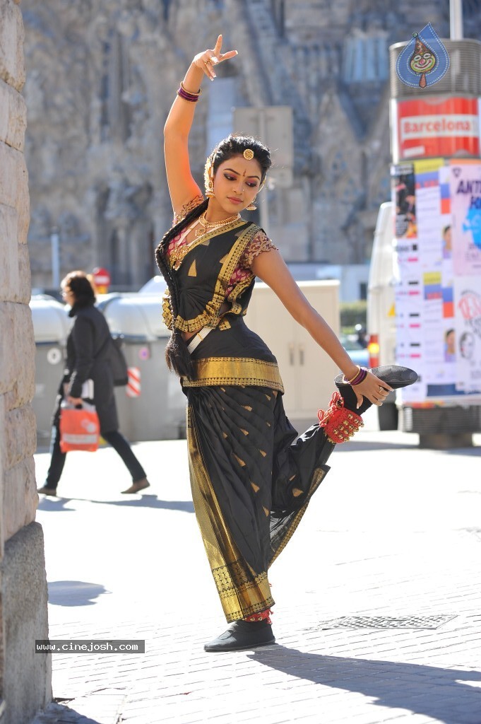 Amala Paul New Photos - 11 / 95 photos