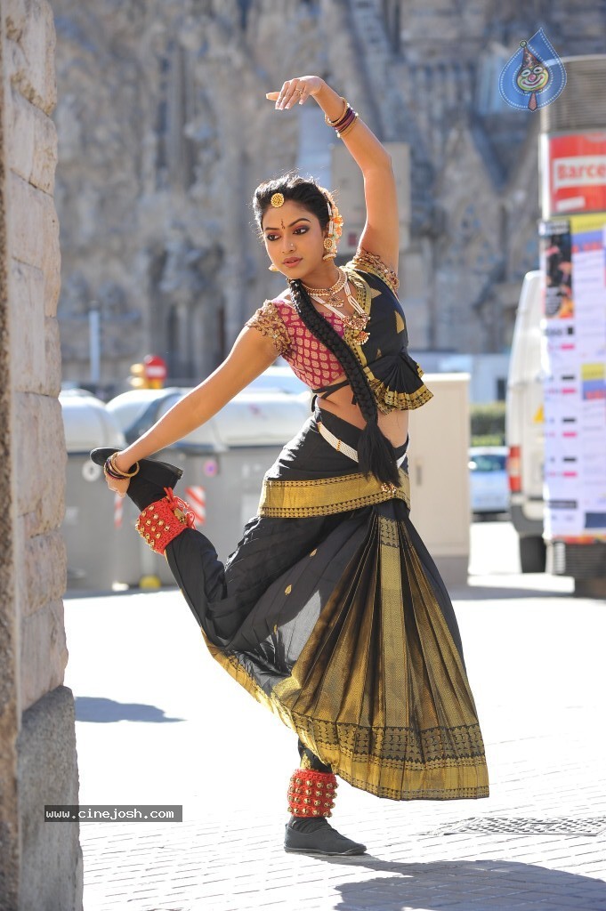 Amala Paul New Photos - 21 / 95 photos