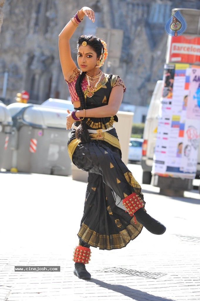 Amala Paul New Photos - 50 / 95 photos