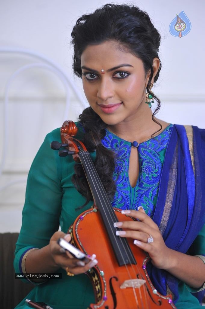 Amala Paul New Photos - 4 / 60 photos