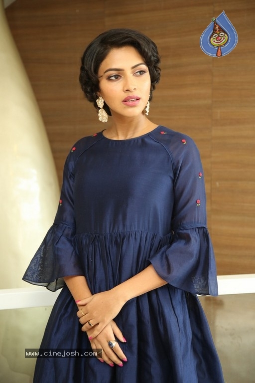 Amala Paul New Photos - 8 / 21 photos