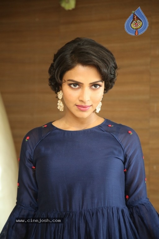 Amala Paul New Photos - 9 / 21 photos