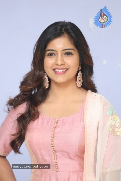 Amritha Aiyer Stills - 4 / 21 photos