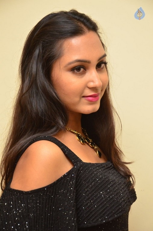 Amulya Photos - 1 / 19 photos
