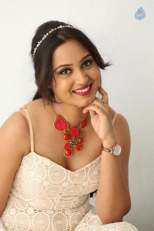 Amulya Photos - 12 / 57 photos