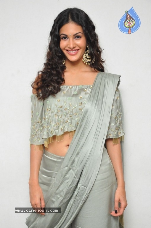 Amyra Dastur Photos - 35 / 53 photos